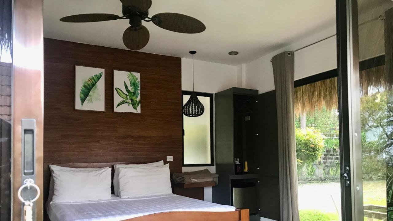 Villas By Eco Hotels Mataasnakahoy Exterior photo